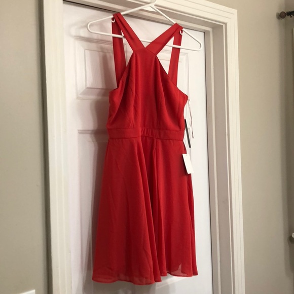 coral lulu’s dress - Picture 2 of 5
